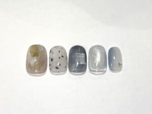 2025年6月ネイルコレクション 8,400円