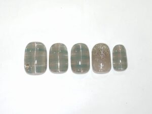 2025年9月ネイルコレクション 8,400円