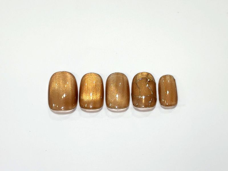 2025年11月定額アートネイル 8,400円