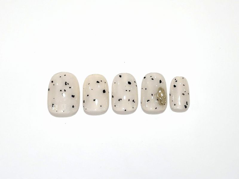 2026年3月定額アートネイル 8,400円